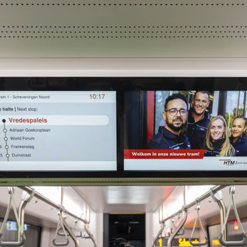 Informatieschermen in de TINA-tram Informatieschermen in de TINA-tram