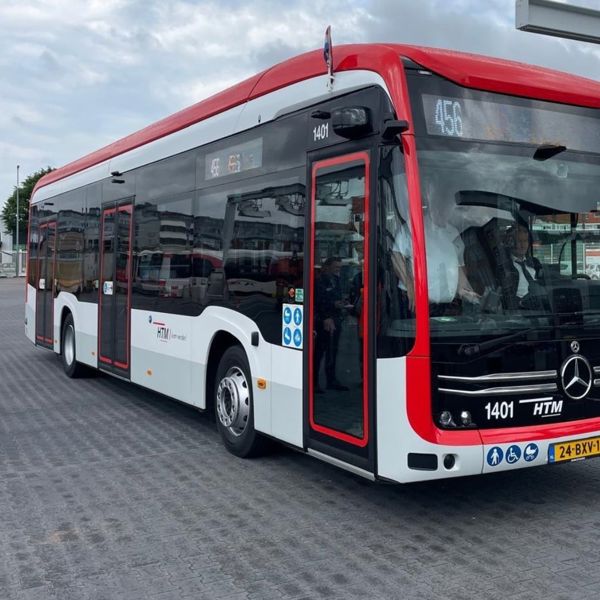 De nieuwe elektrische stadsbus 12 m van HTM De nieuwe elektrische stadsbus 12 m van HTM