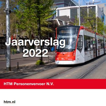 Jaarverslag 2022 HTM Tram en HTM bus rijden langs elkaar