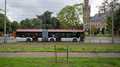 HTM Bus e-citaro 18 meter bij Vredespaleis HTM Bus e-citaro 18 meter bij Vredespaleis