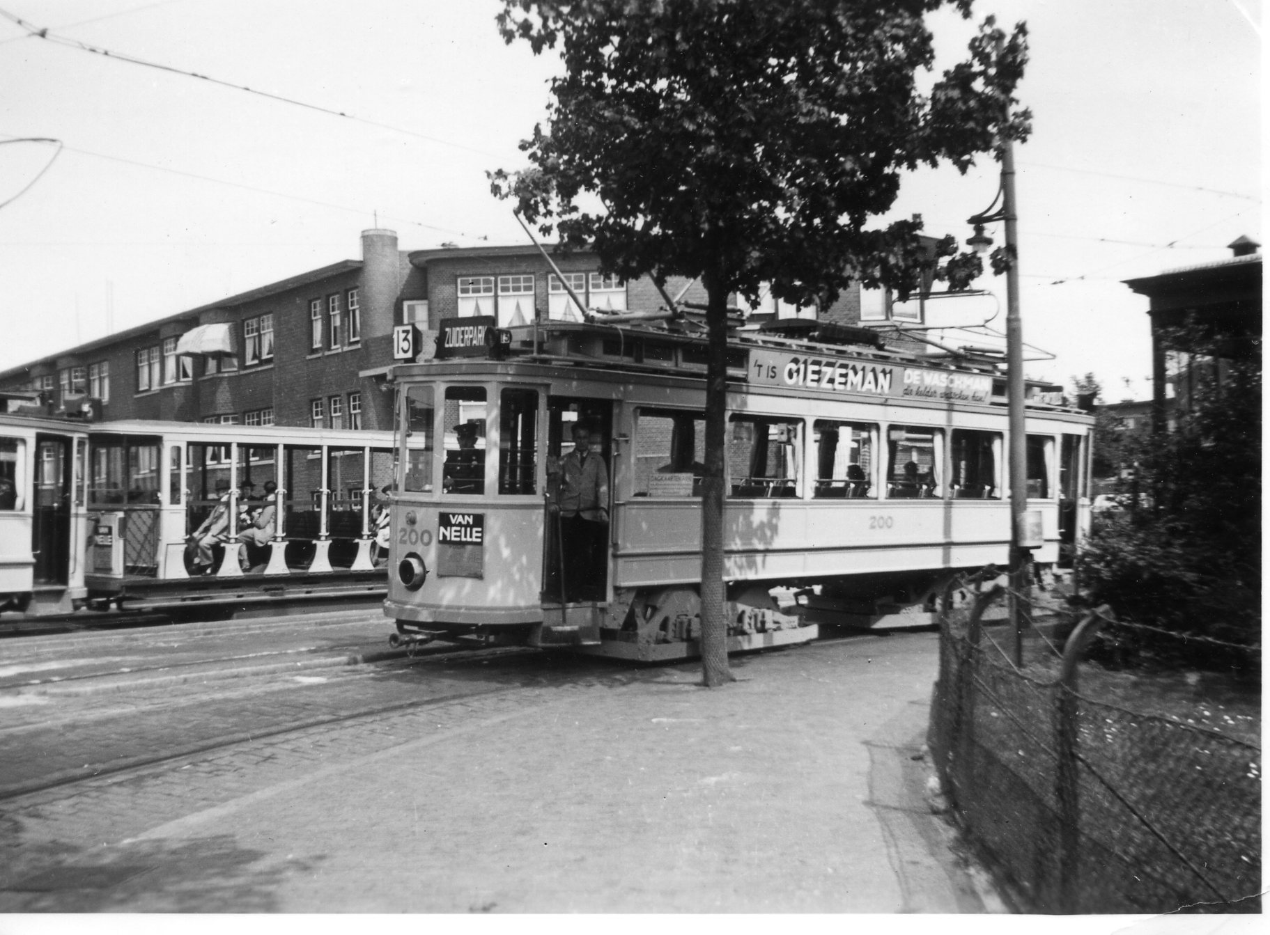 HTM tram in Augustus 1940