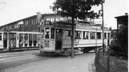 HTM tram in Augustus 1940 HTM tram in Augustus 1940