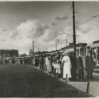 Extreme Drukte Gev Deynootplein 1915 Extreme Drukte Gev Deynootplein 1915